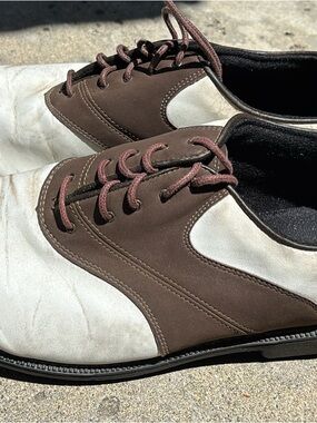 Nike Brown and White Men's Oxford Lace-Up Golf Shoes